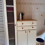 Gemütliches Vierbettzimmer Privatunterkunft *