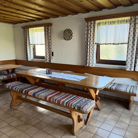 Gemütliches Vierbettzimmer *