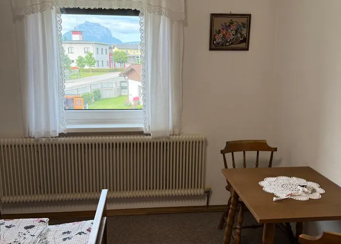 Gemuetliches Vierbettzimmer Mit Bad Und Kueche * Grossing