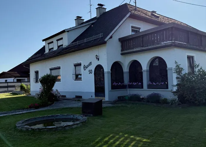 Homestay szállás Gemuetliches Vierbettzimmer Mit Bad Und Kueche